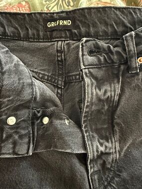 GRLFRND Women’s Black Washed Straight Jeans